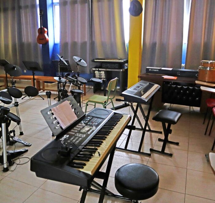 Aula 2 de música del colegio Fernando de Rojas