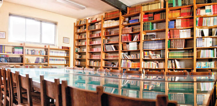 Biblioteca del colegio Fernando de Rojas