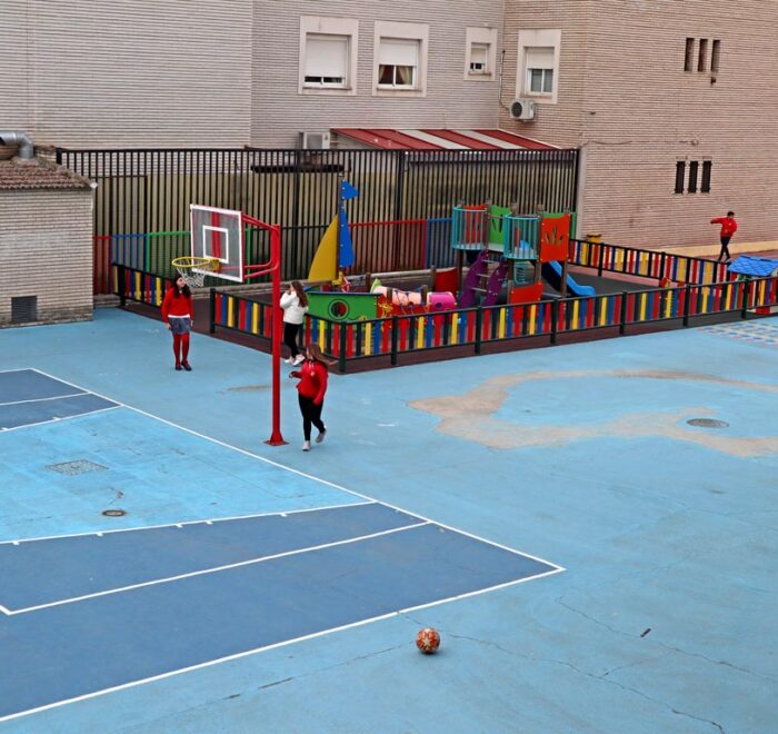 Patio del colegio Fernando de Rojas